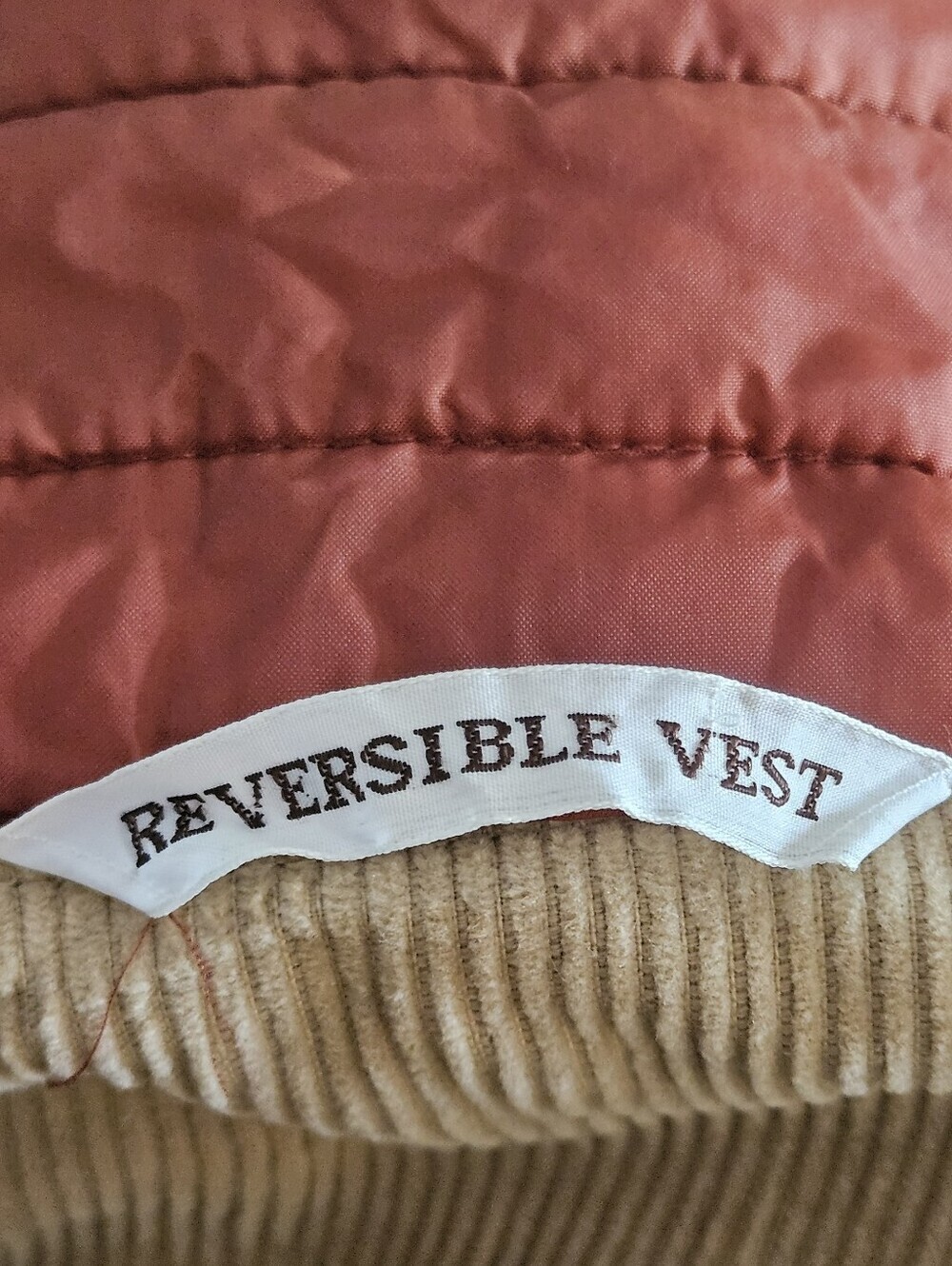 Vintage Reversible Corduroy Puffer Vest Men’s L/XL Rust Tan Western 90s - Picture 9 of 9